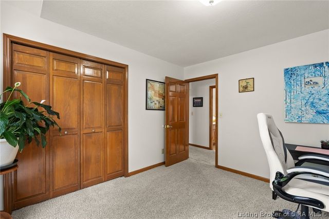 3625 Greenfield Drive, New Albany, IN 47150