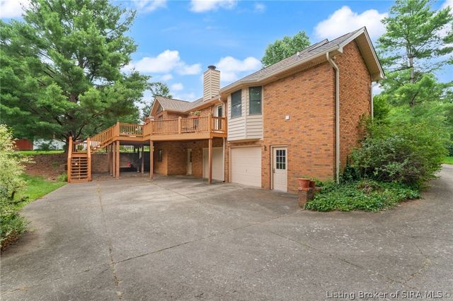 3625 Greenfield Drive, New Albany, IN 47150