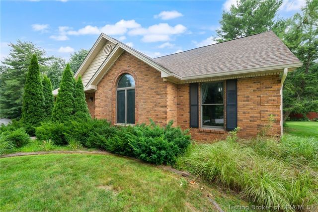 3625 Greenfield Drive, New Albany, IN 47150