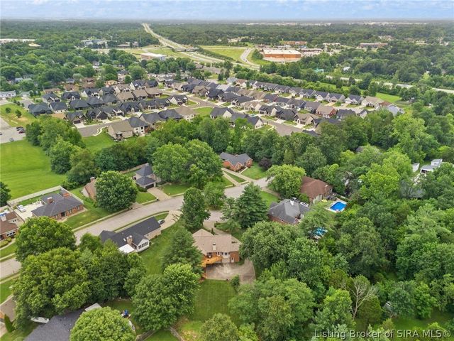 3625 Greenfield Drive, New Albany, IN 47150