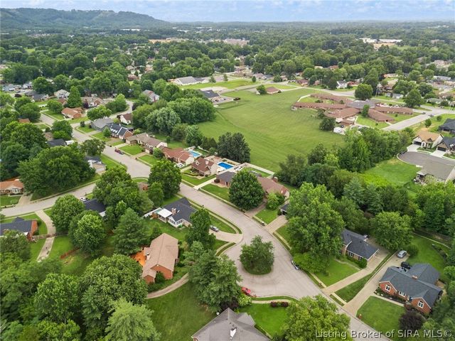 3625 Greenfield Drive, New Albany, IN 47150