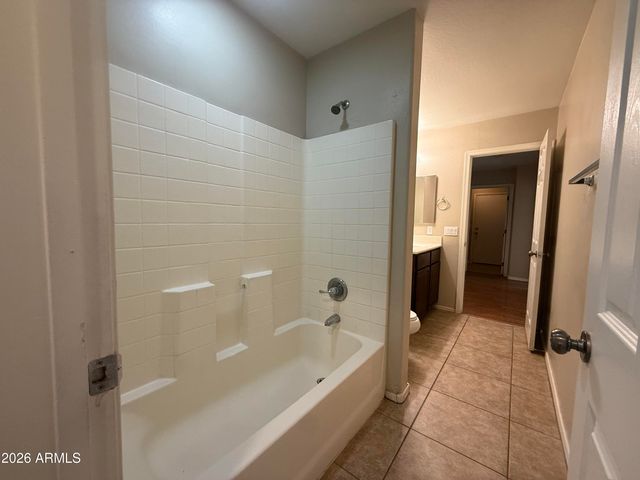 10035 W HESS Street, Tolleson, AZ 85353