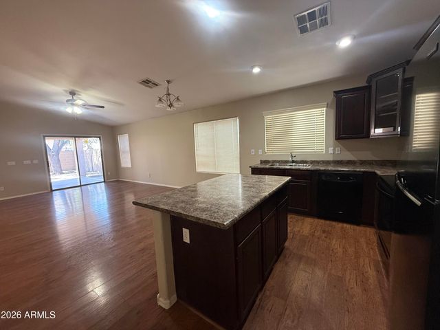 10035 W HESS Street, Tolleson, AZ 85353