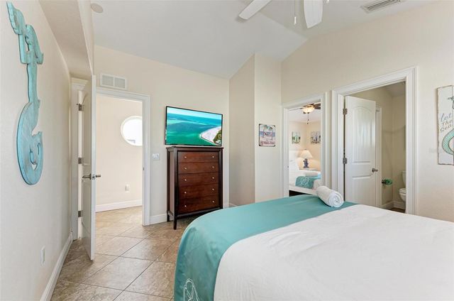 203 N HARBOR DRIVE, Holmes Beach, FL 34217