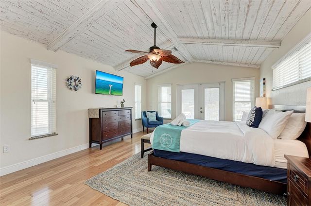 203 N HARBOR DRIVE, Holmes Beach, FL 34217