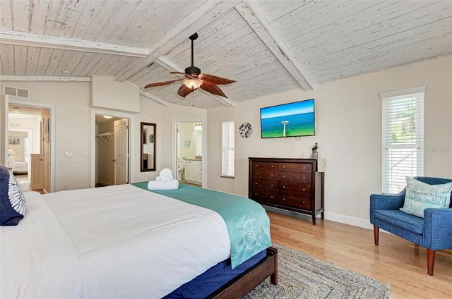 203 N HARBOR DRIVE, Holmes Beach, FL 34217