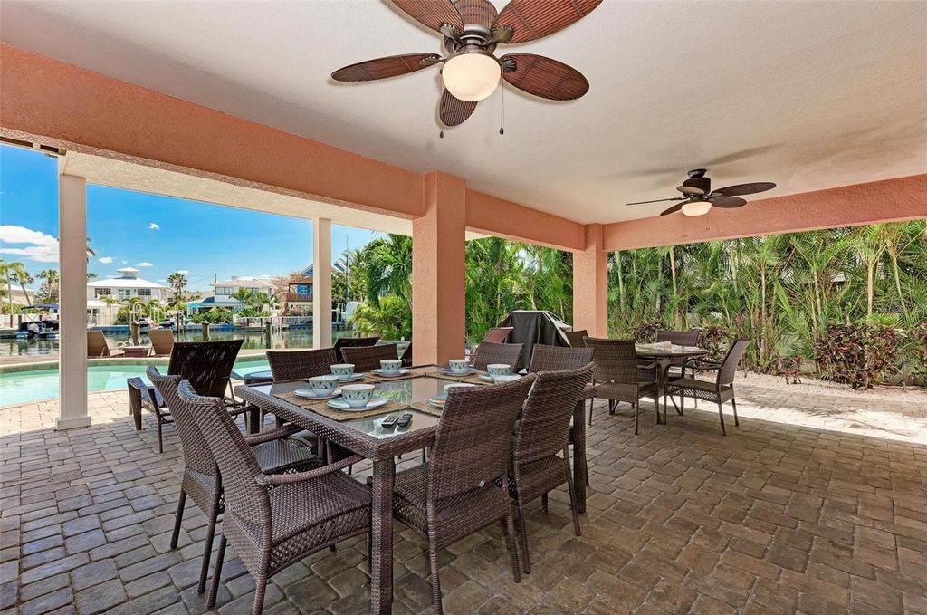 203 N HARBOR DRIVE, HOLMES BEACH, FL 34217 — photo 5