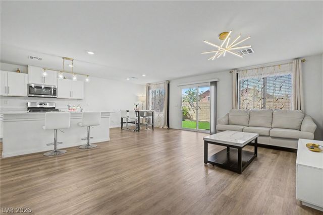 804 Rancho Sedona Avenue, North Las Vegas, NV 89081