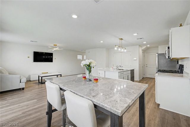 804 Rancho Sedona Avenue, North Las Vegas, NV 89081