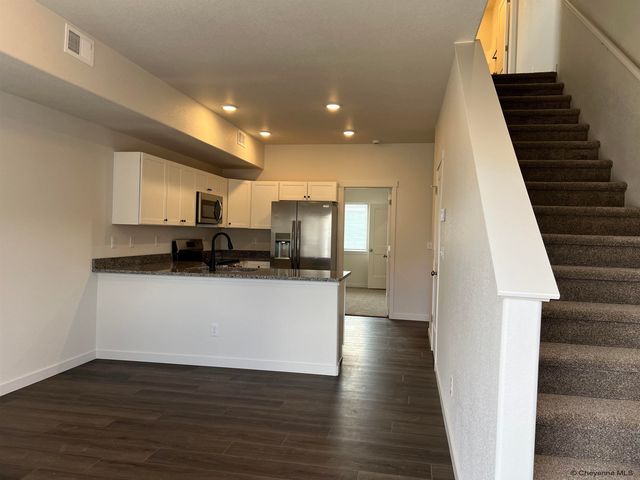 1727 KADE CT, Cheyenne, WY 82007