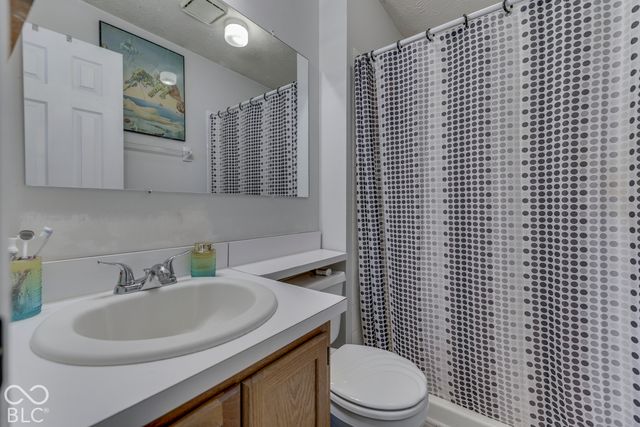5930 Timber Lake Way, Indianapolis, IN 46237