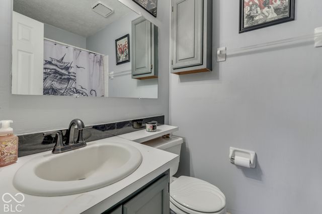 5930 Timber Lake Way, Indianapolis, IN 46237