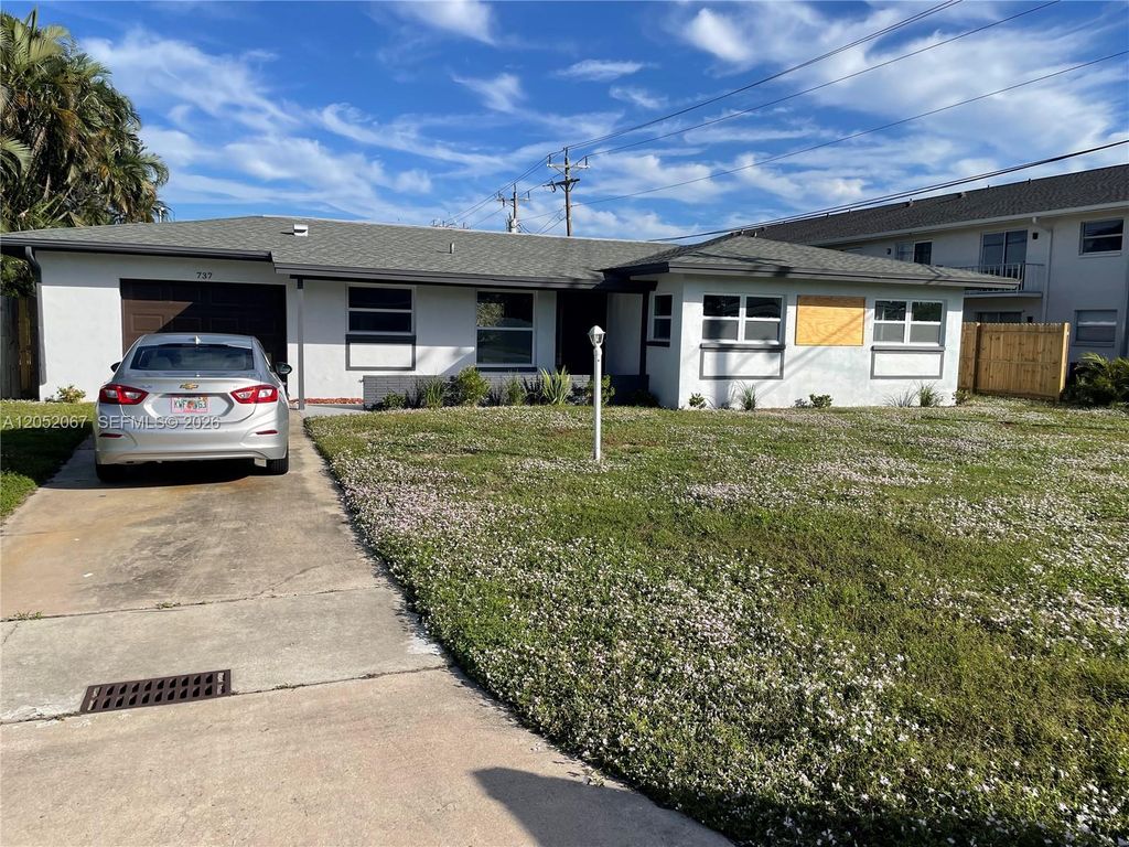 737 Sesame Court, Cape Coral, FL 33904