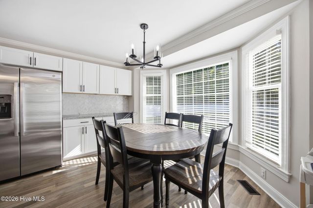 3163 Fox Run Circle, Kinston, NC 28504