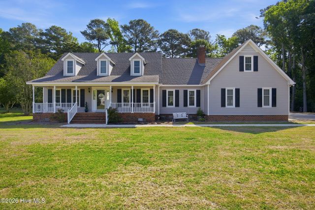 3163 Fox Run Circle, Kinston, NC 28504