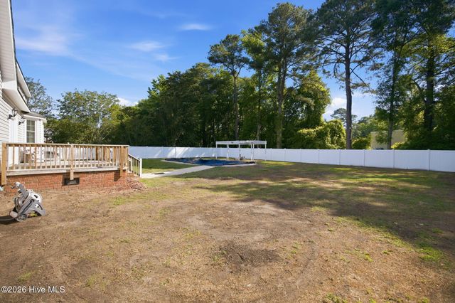 3163 Fox Run Circle, Kinston, NC 28504