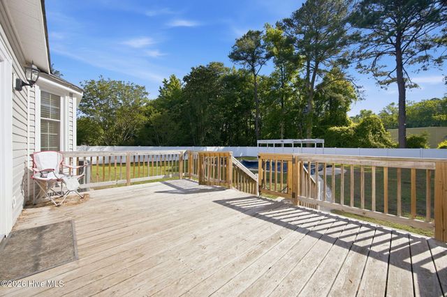 3163 Fox Run Circle, Kinston, NC 28504