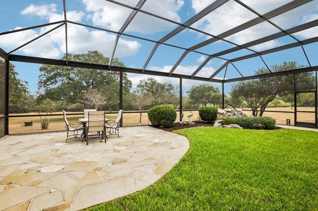 101 Flint Rock TRL, Spicewood, TX 78669