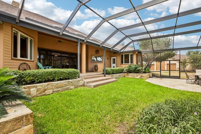 101 Flint Rock TRL, Spicewood, TX 78669