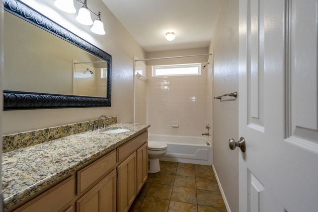 7317 Amber Drive, Watauga, TX 76148