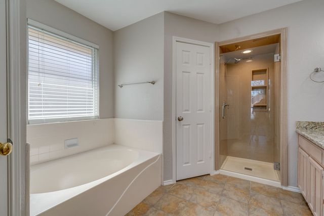 7317 Amber Drive, Watauga, TX 76148