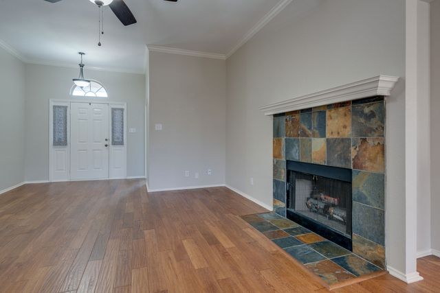 7317 Amber Drive, Watauga, TX 76148