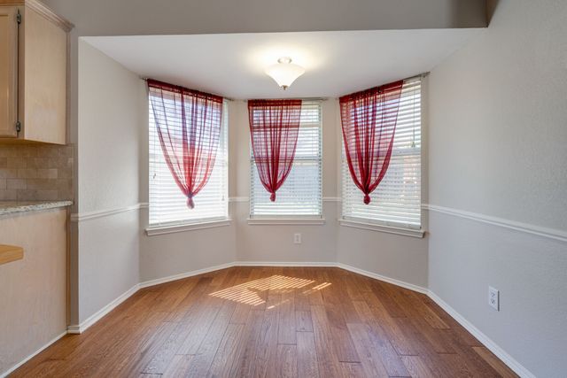 7317 Amber Drive, Watauga, TX 76148