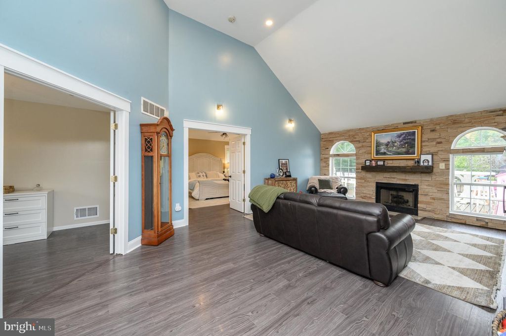 14 LAUREN LN, NEW EGYPT, NJ 08533 — photo 4