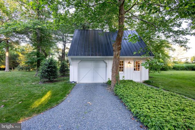 24878 W FERRY NECK RD, Royal Oak, MD 21662