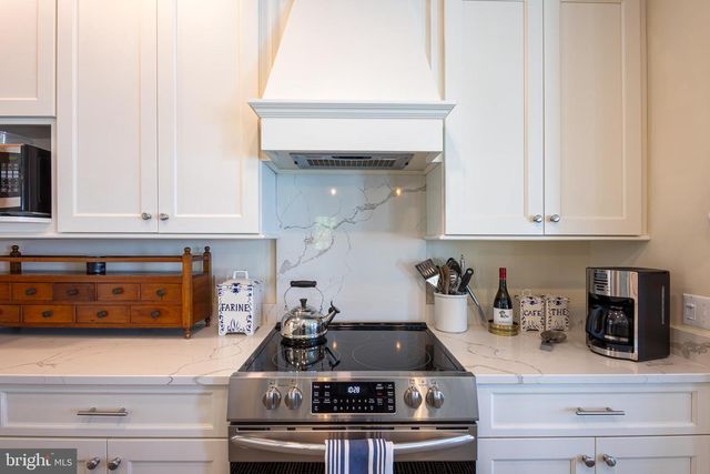 24878 W FERRY NECK RD, Royal Oak, MD 21662