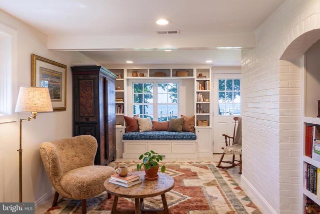 24878 W FERRY NECK RD, Royal Oak, MD 21662