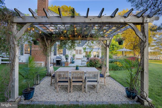 24878 W FERRY NECK RD, Royal Oak, MD 21662