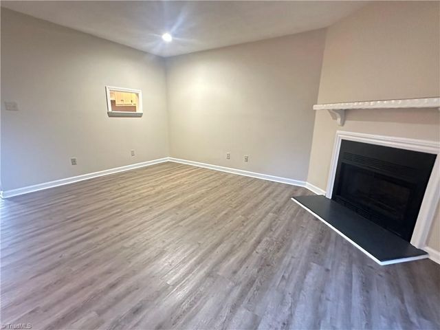 222 Ridge Forest Court, Winston-salem, NC 27104