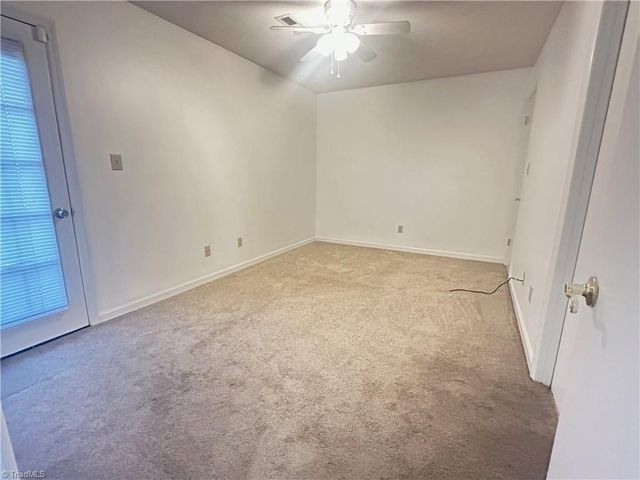 222 Ridge Forest Court, Winston-salem, NC 27104