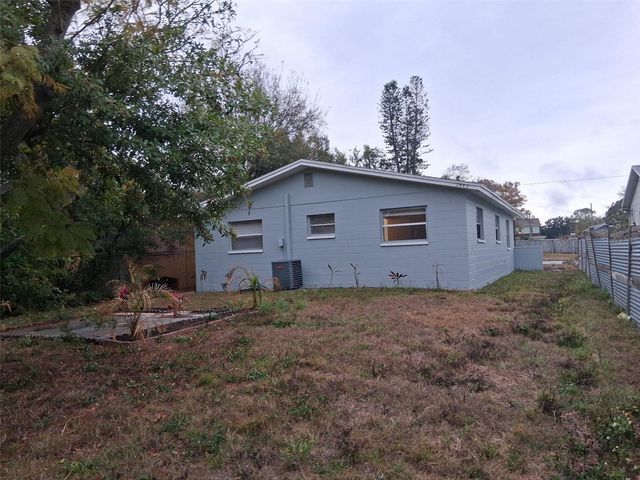 2843 13TH AVENUE N, St Petersburg, FL 33713