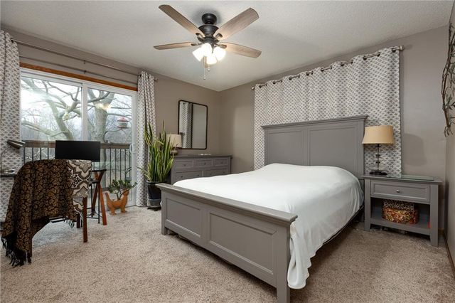 1836 Chickadee Drive, Liberty, MO 64068