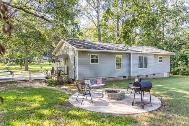 209 Thurmond Street, Edgefield, SC 29824