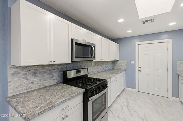 432 E 30th Street, Tucson, AZ 85713