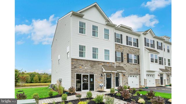 119 BELL COURT, Sellersville, PA 18960