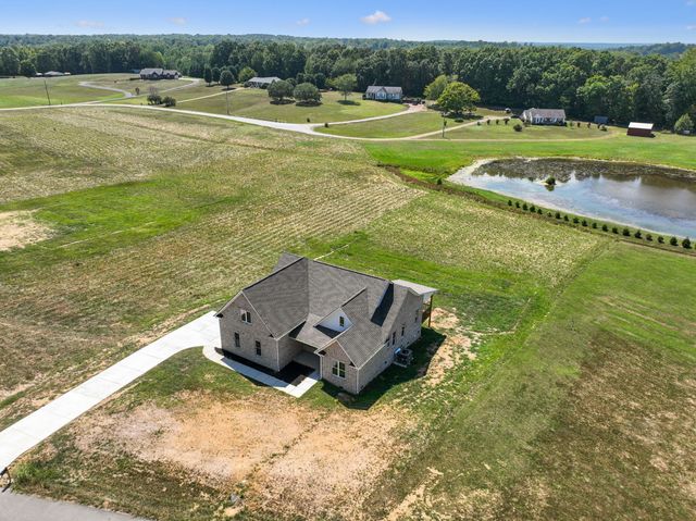 43 Long Branch Rd, Lawrenceburg, TN 38464