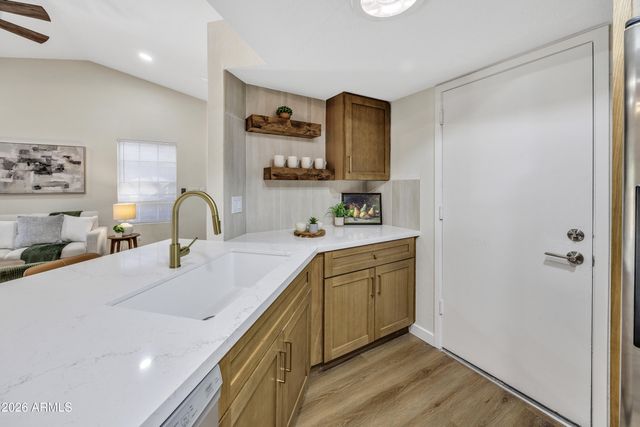 1822 S 39TH Street 103, Mesa, AZ 85206