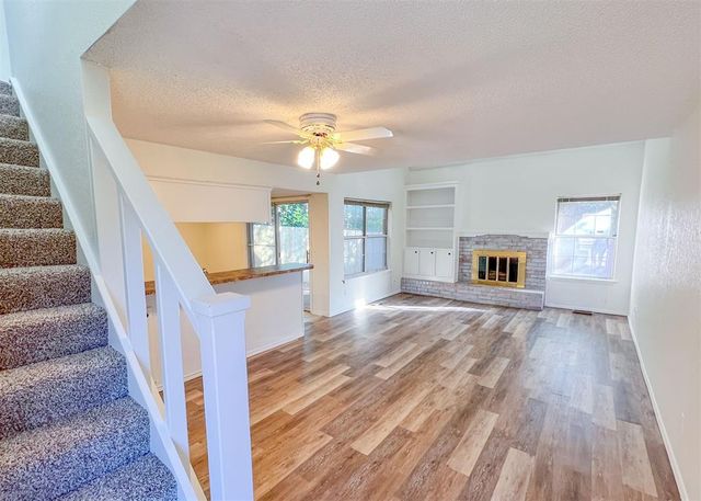 16 Coventry Court, Edmond, OK 73012