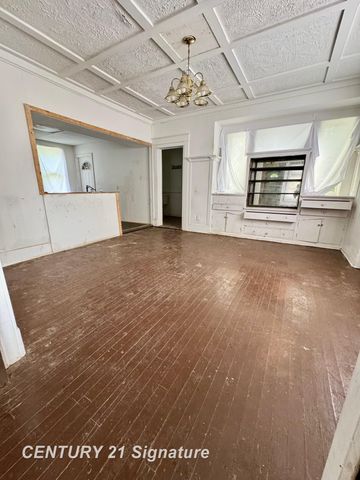 550 S Weadock Road, Saginaw, MI 48607