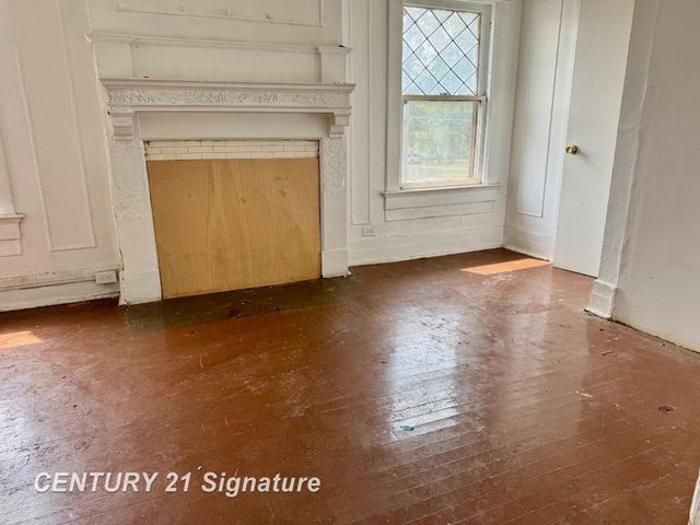 550 S Weadock Road, Saginaw, MI 48607