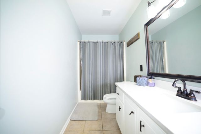 204 Georgetown Court, Moore, SC 29369