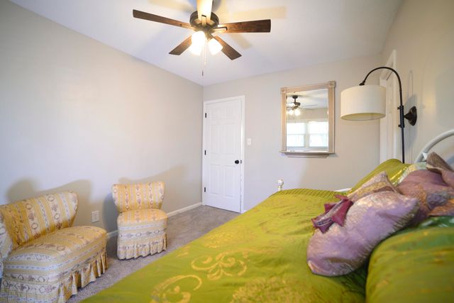 204 Georgetown Court, Moore, SC 29369