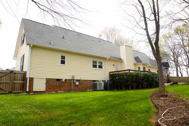 204 Georgetown Court, Moore, SC 29369