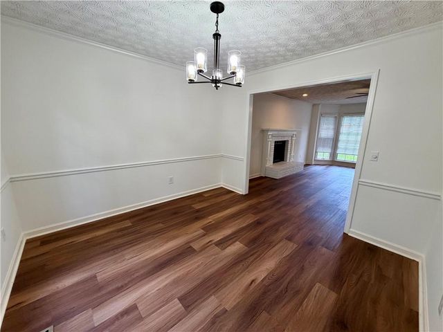 926 W Mill Trace NW, Kennesaw, GA 30152