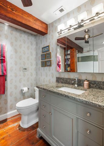 15 N Adgers Wharf, Charleston, SC 29401