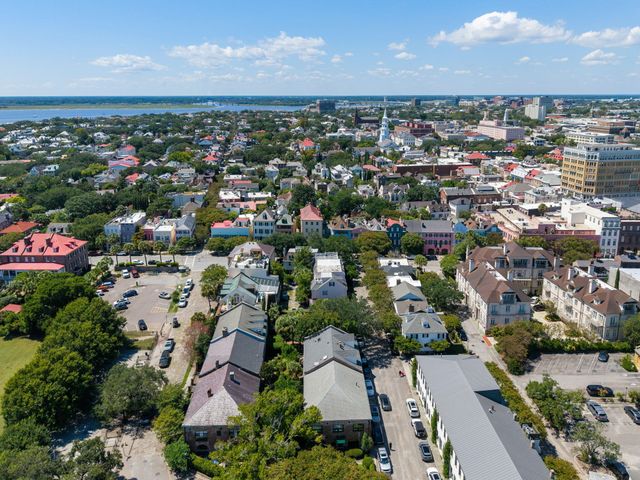 15 N Adgers Wharf, Charleston, SC 29401